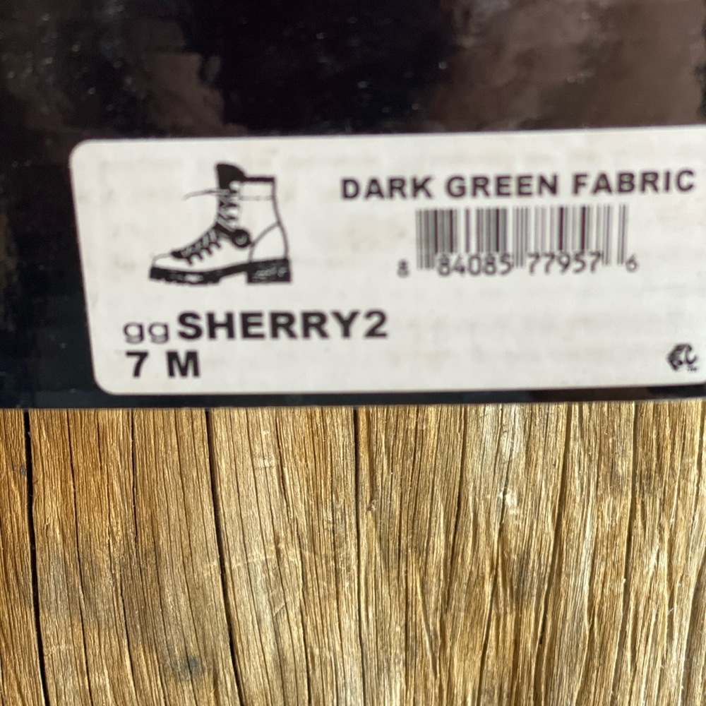 GBG Guess Sherry Bootie Green Size 7 - Picture 6 of 7